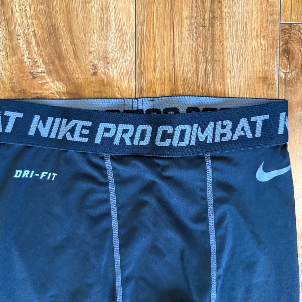 Nike Pro Combat Dri-FIT Black Compression Athletic Ski Leggings Size Small - Picture 2 of 10